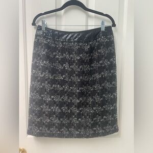 32”/ 8 Tory Burch Black and Gray Tweed Mixed Medium Pencil Skirt